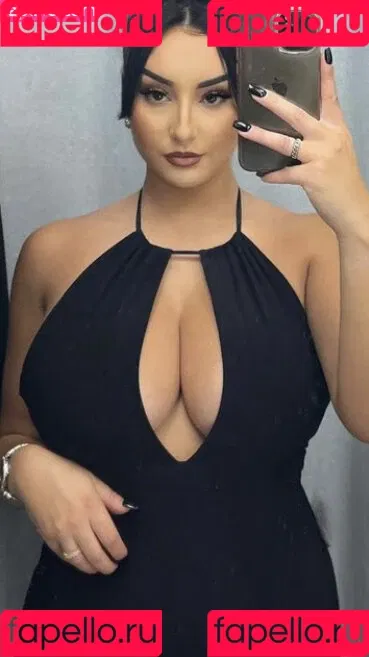 am_hailil Onlyfans Photo Gallery 