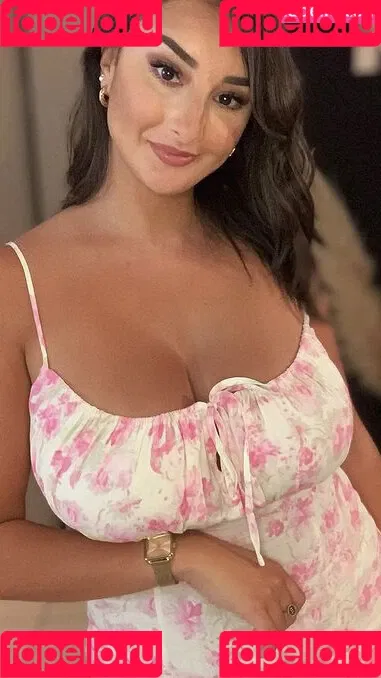 am_hailil Onlyfans Photo Gallery 
