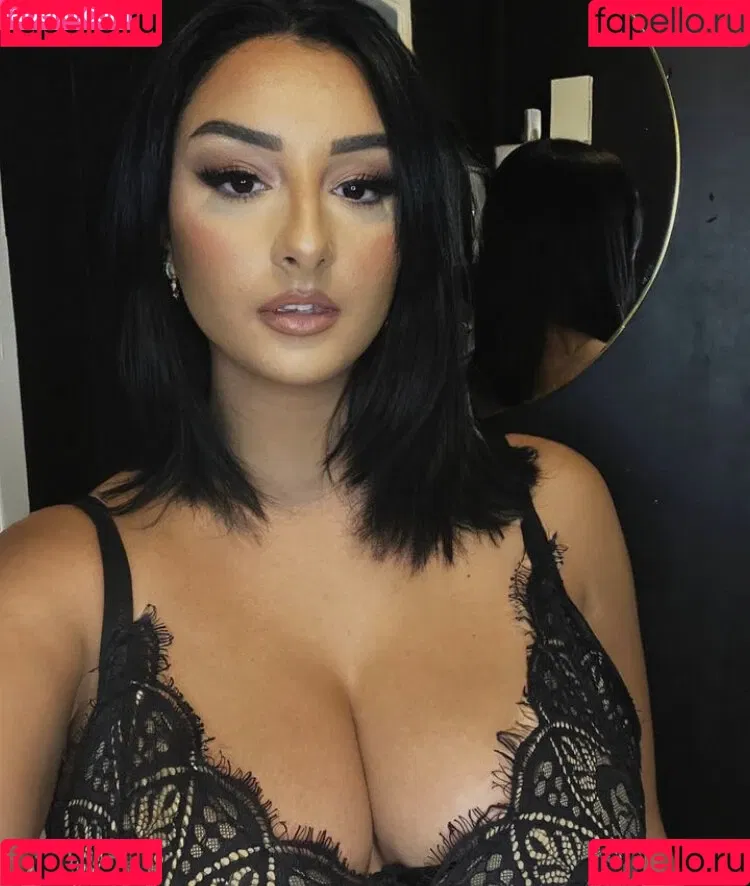 am_hailil Onlyfans Photo Gallery 