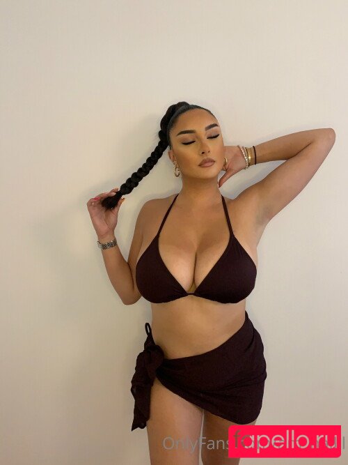 am_hailil Onlyfans Photo Gallery 