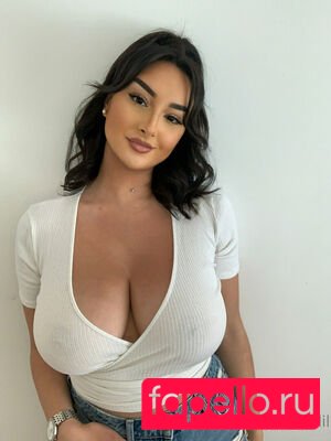 am_hailil Onlyfans Photo Gallery 