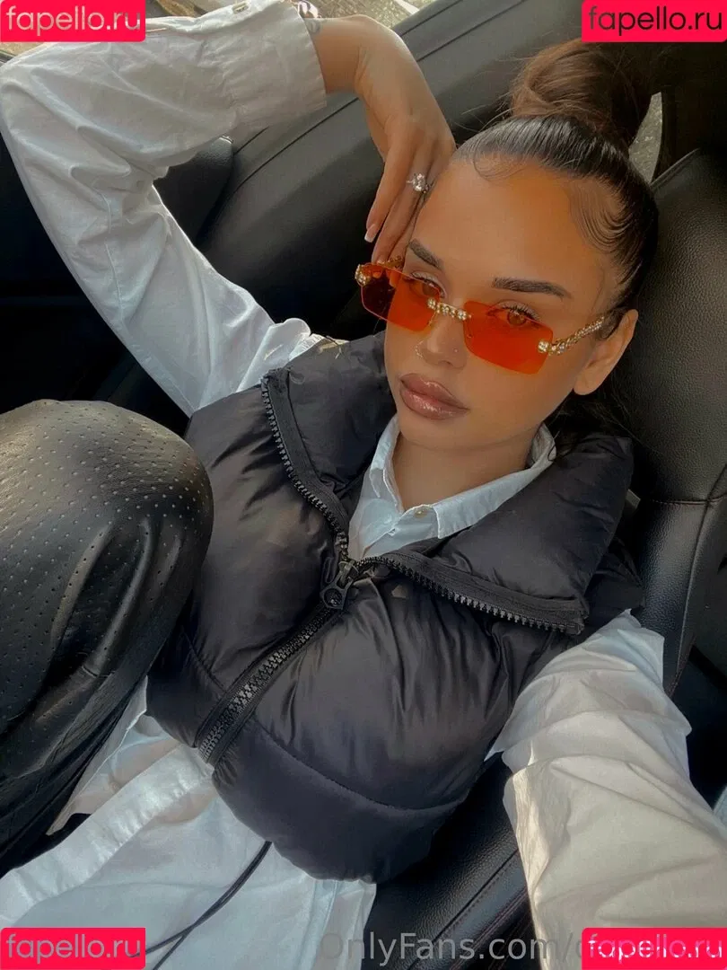 fantasylucy Onlyfans Photo Gallery 