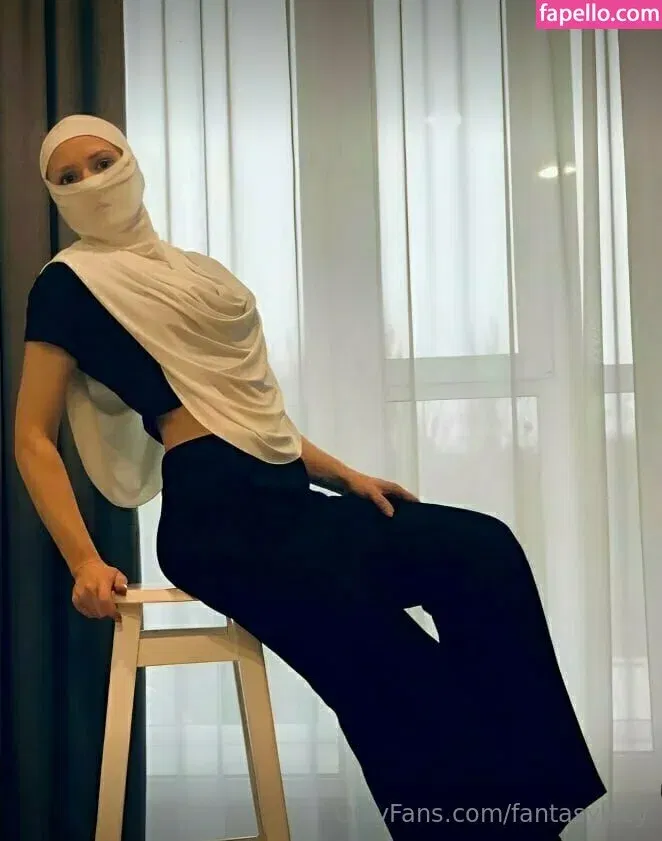 fantasylucy Onlyfans Photo Gallery 