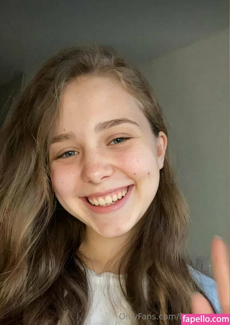 fantasylucy Onlyfans Photo Gallery 