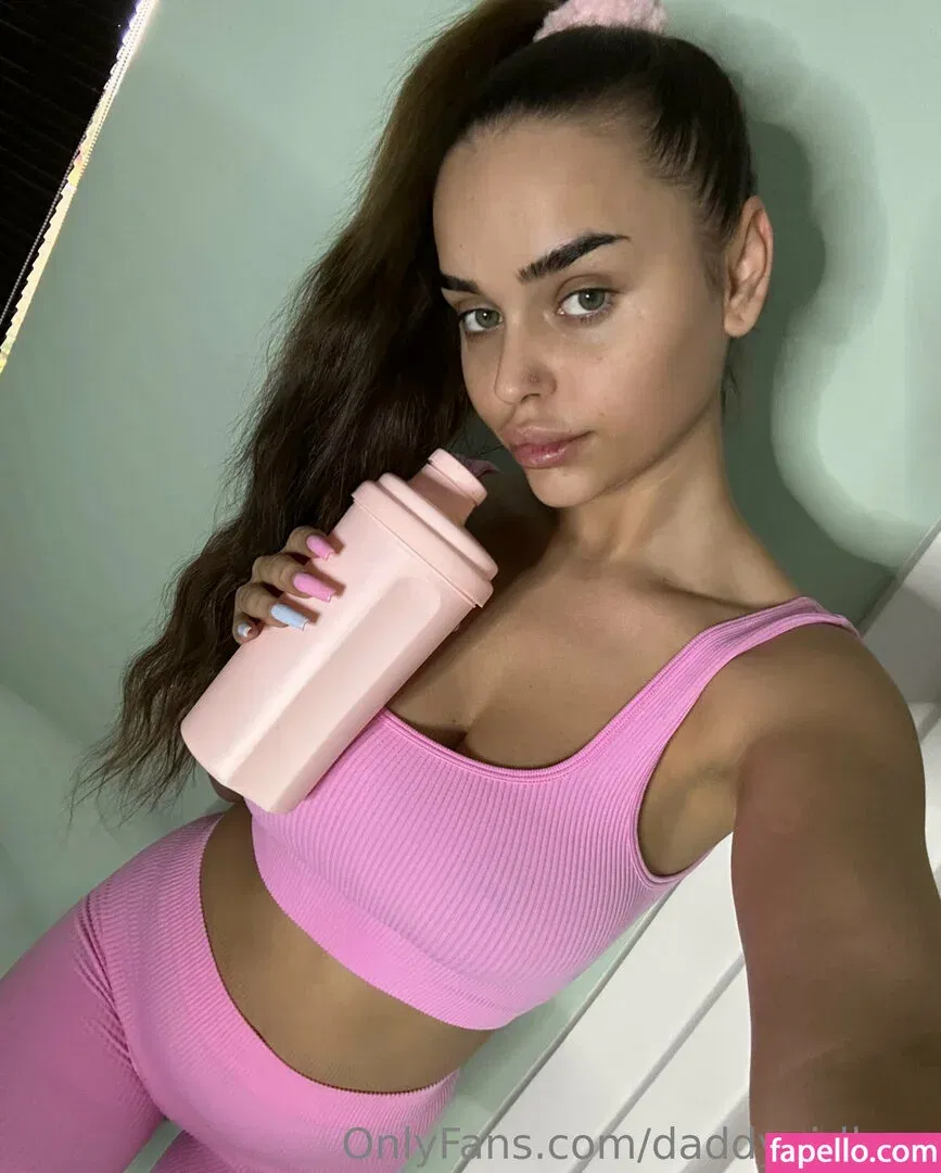 fantasylucy Onlyfans Photo Gallery 