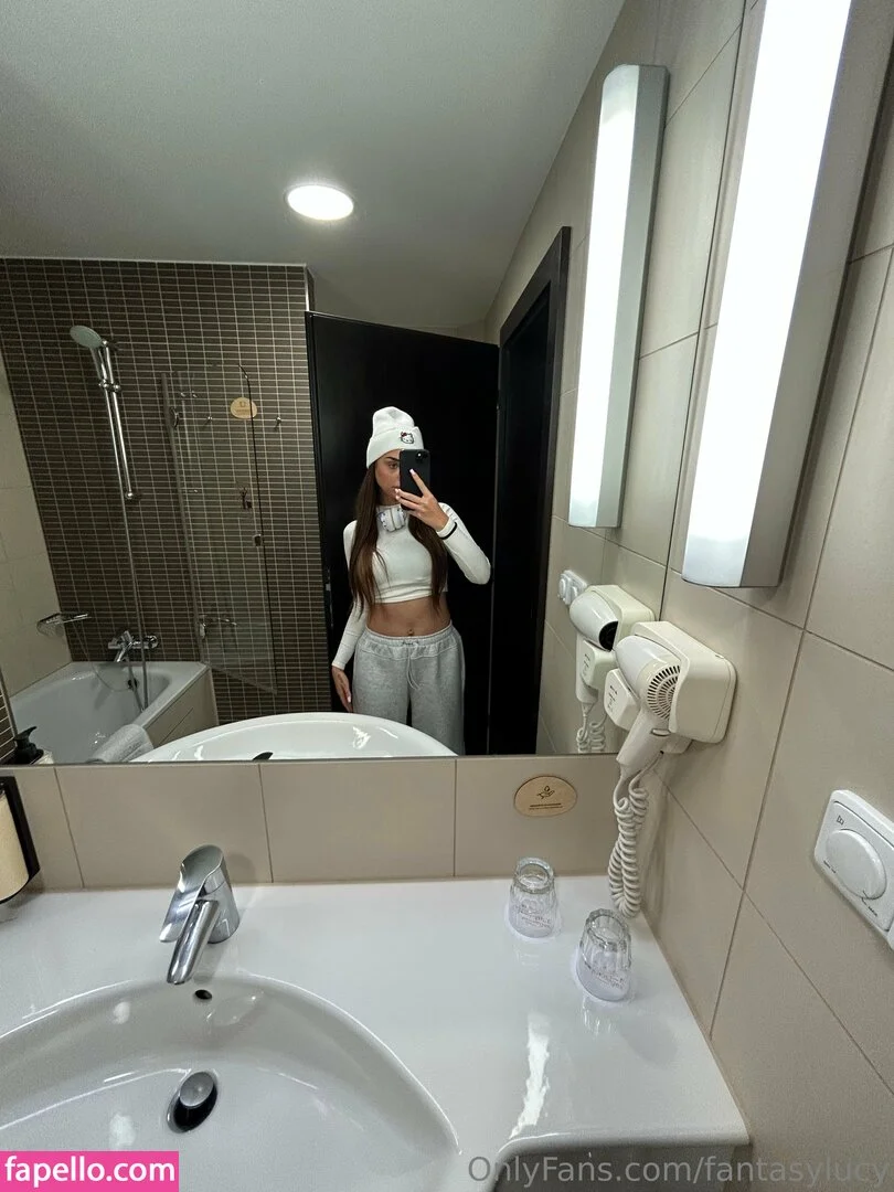 fantasylucy Onlyfans Photo Gallery 