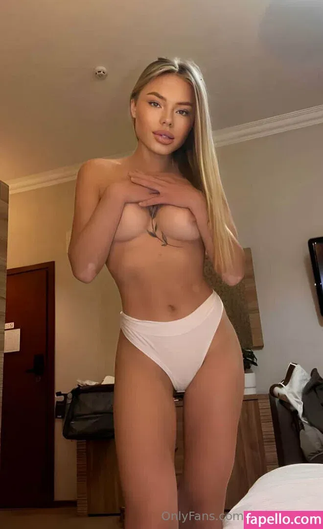 fantasylucy Onlyfans Photo Gallery 