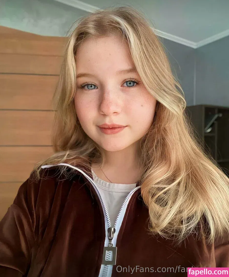 fantasylucy Onlyfans Photo Gallery 