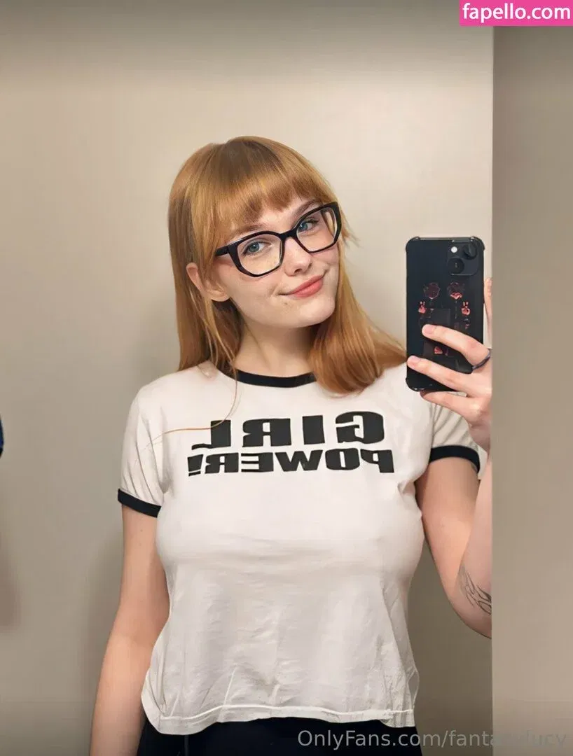 fantasylucy Onlyfans Photo Gallery 