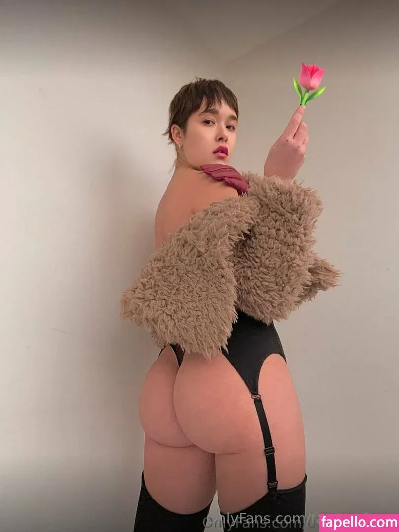 fantasylucy Onlyfans Photo Gallery 