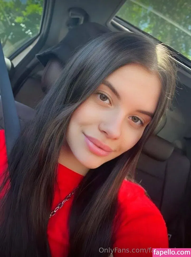 fantasylucy Onlyfans Photo Gallery 