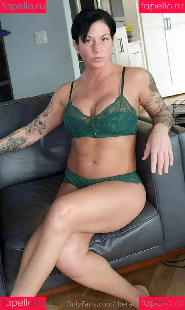 thetattooedphysicist Onlyfans Photo Gallery 