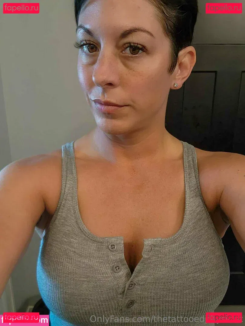 thetattooedphysicist Onlyfans Photo Gallery 