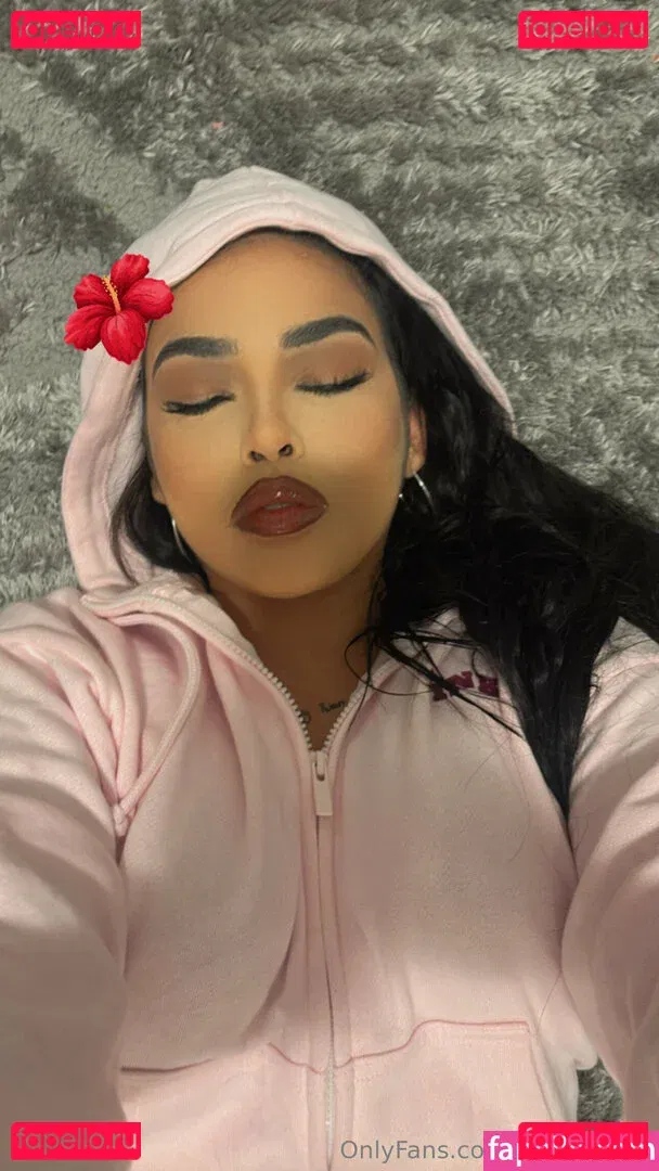 vonmarye0 Onlyfans Photo Gallery 