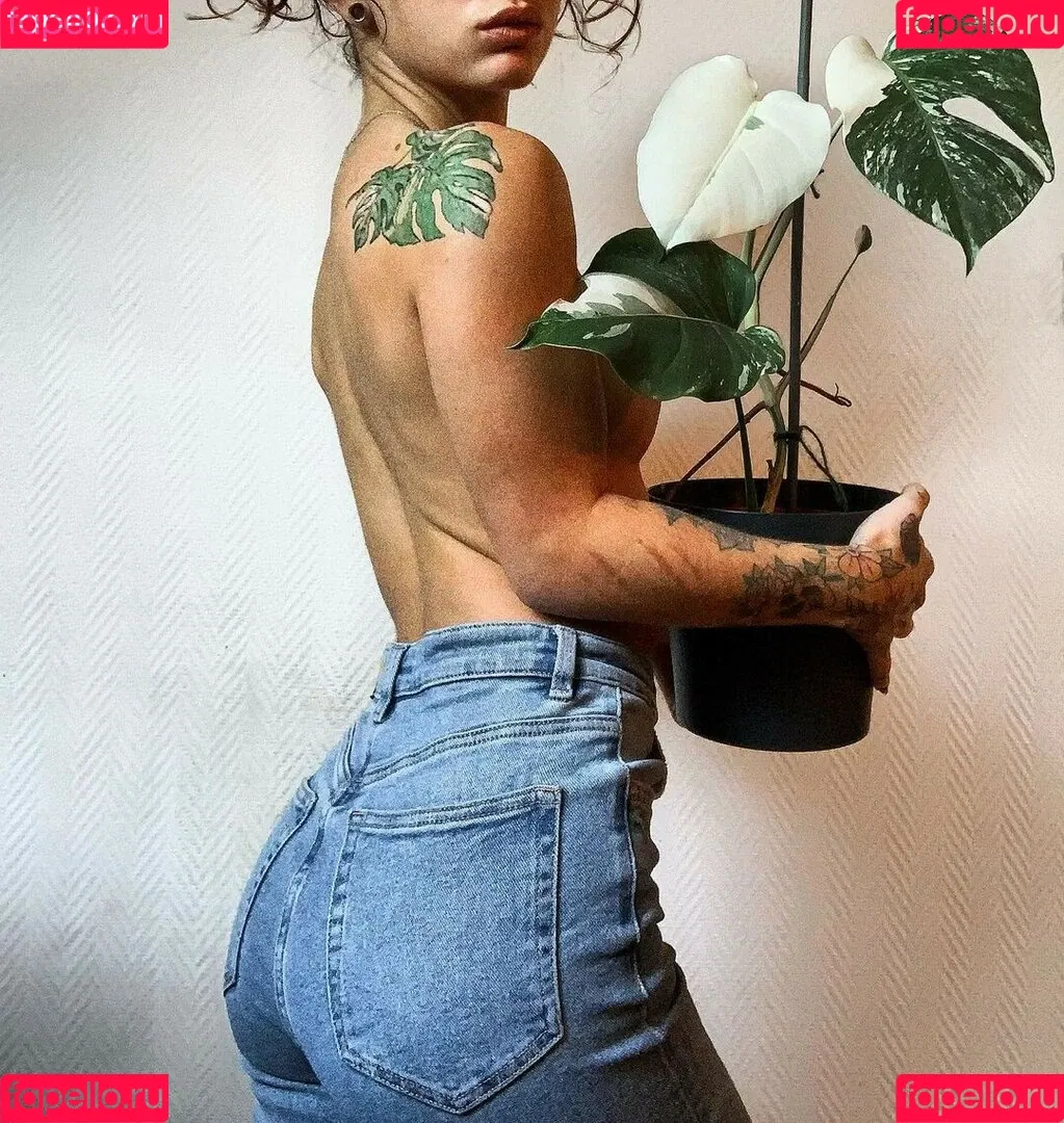 Deeperse Onlyfans Photo Gallery 
