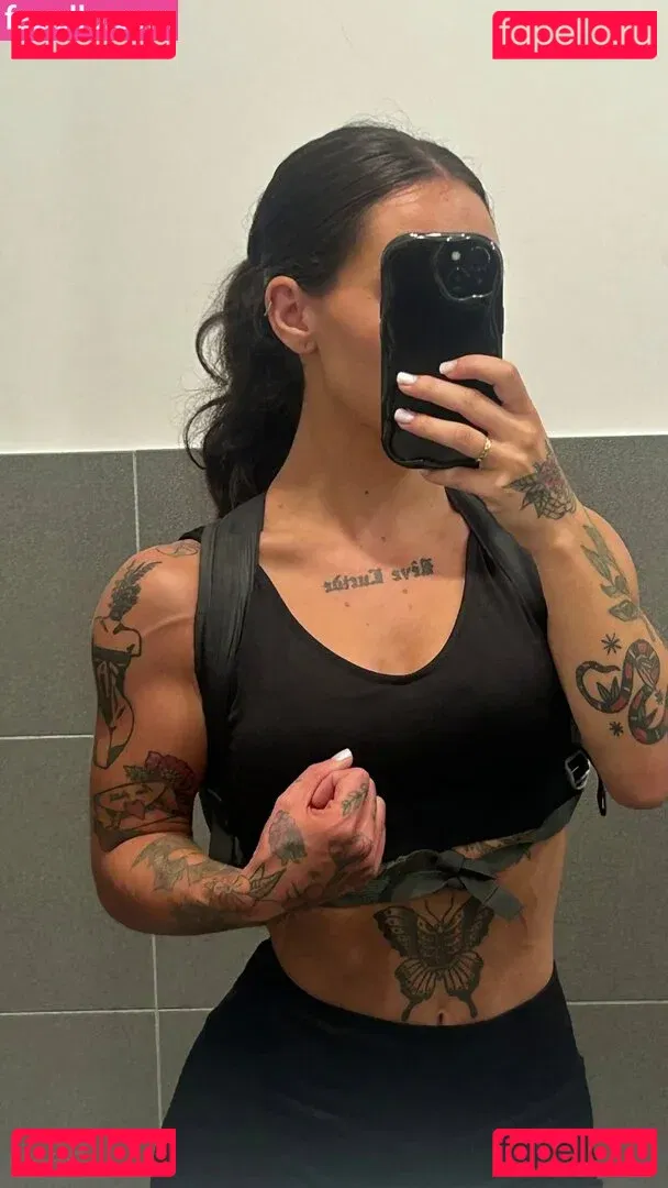 Deeperse Onlyfans Photo Gallery 