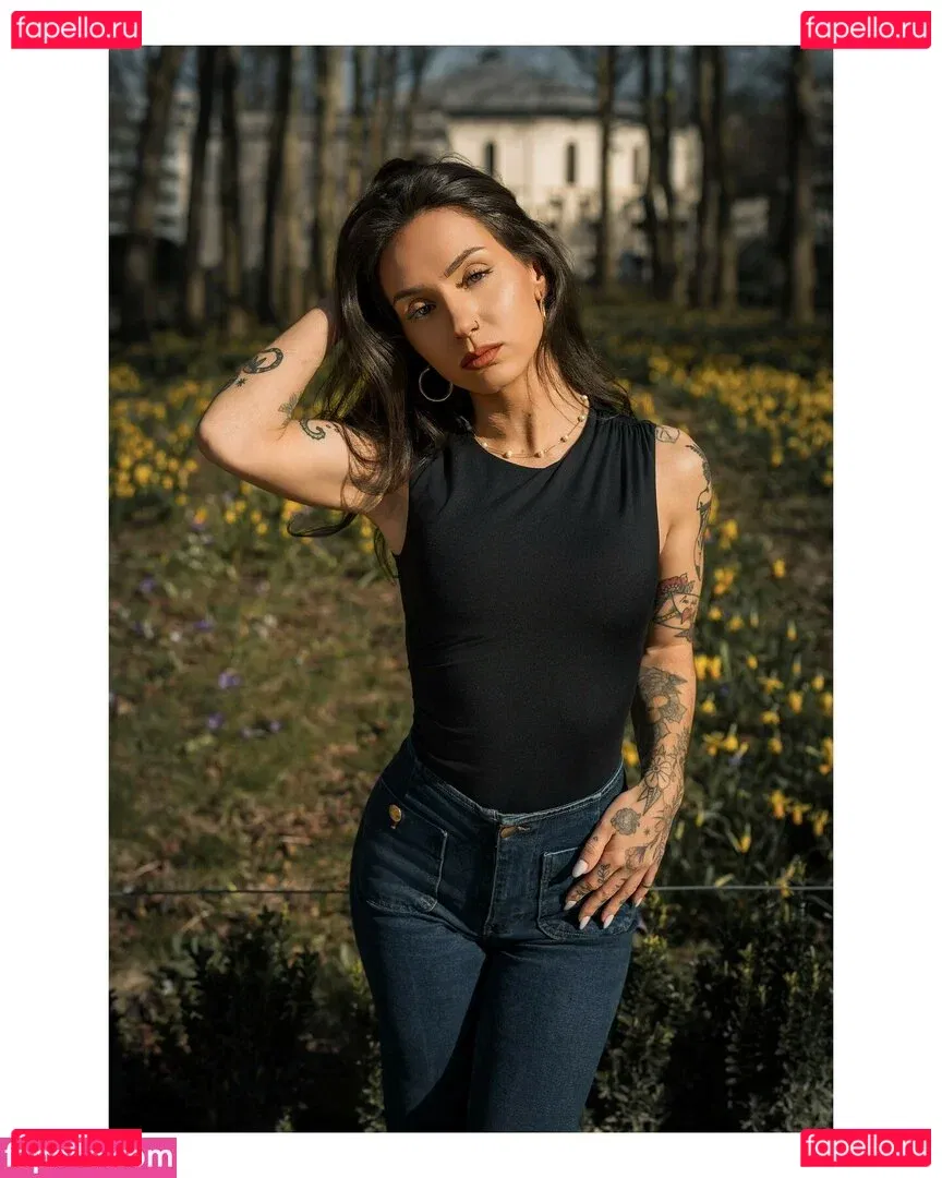 Deeperse Onlyfans Photo Gallery 