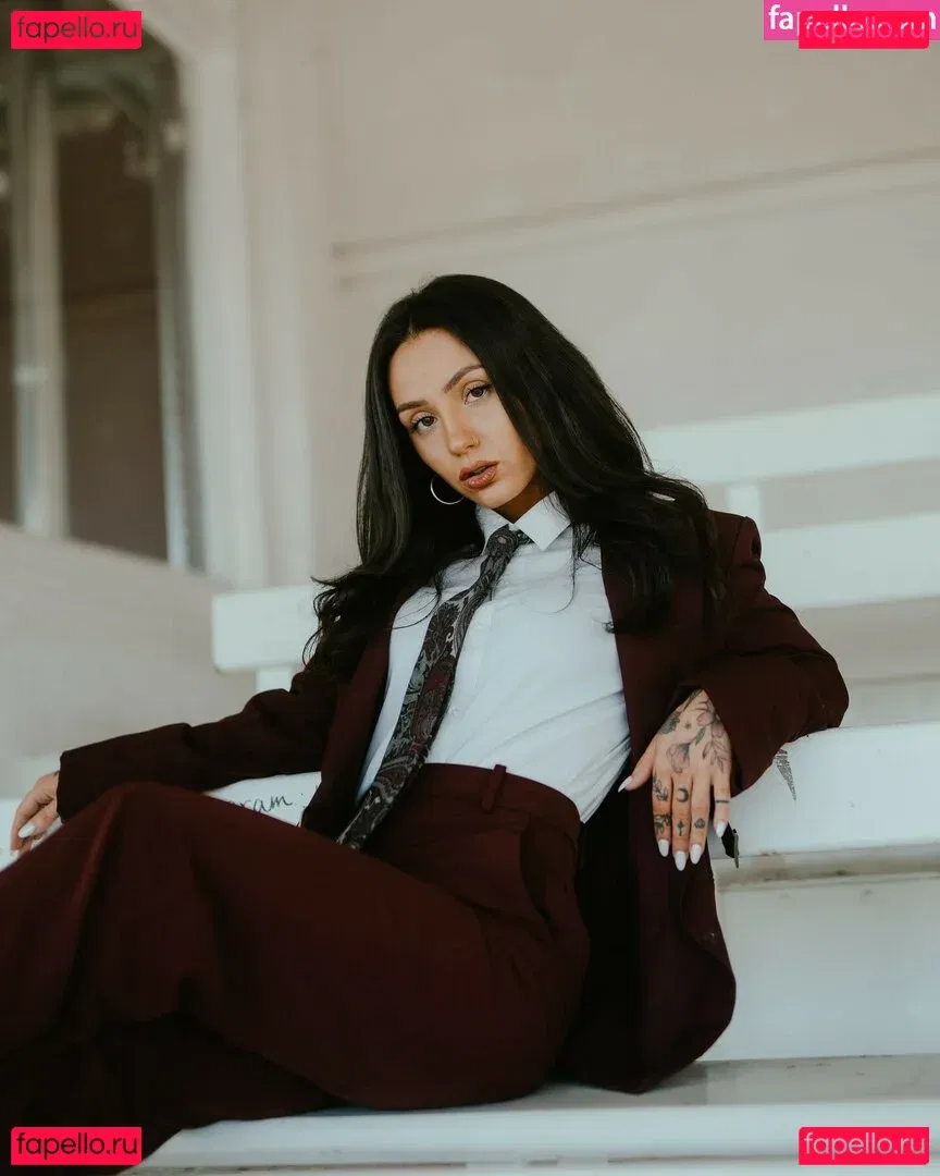 Deeperse Onlyfans Photo Gallery 