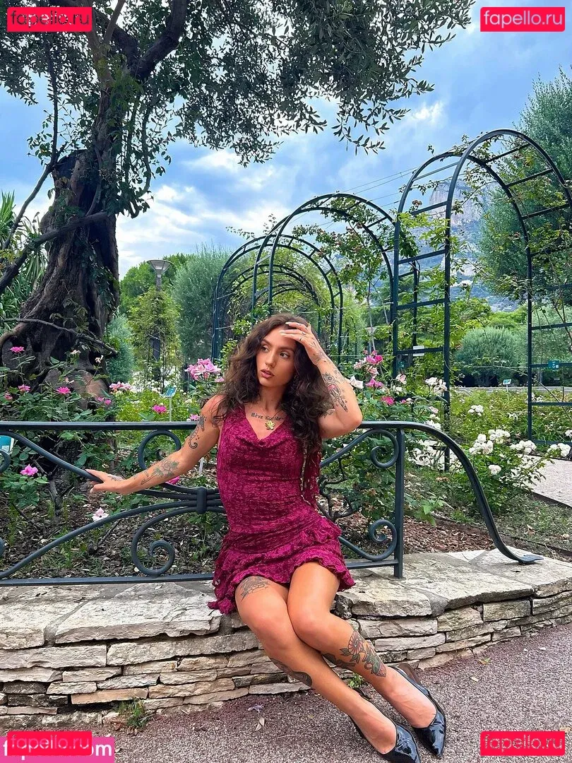 Deeperse Onlyfans Photo Gallery 