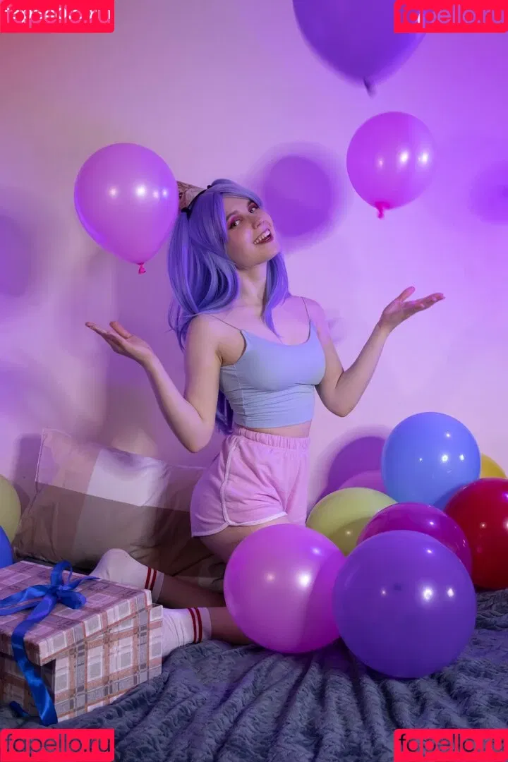 k0lenochka Onlyfans Photo Gallery 