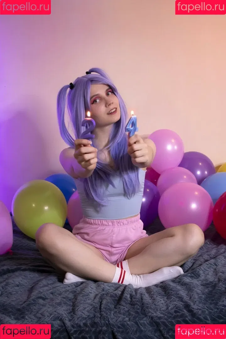 k0lenochka Onlyfans Photo Gallery 