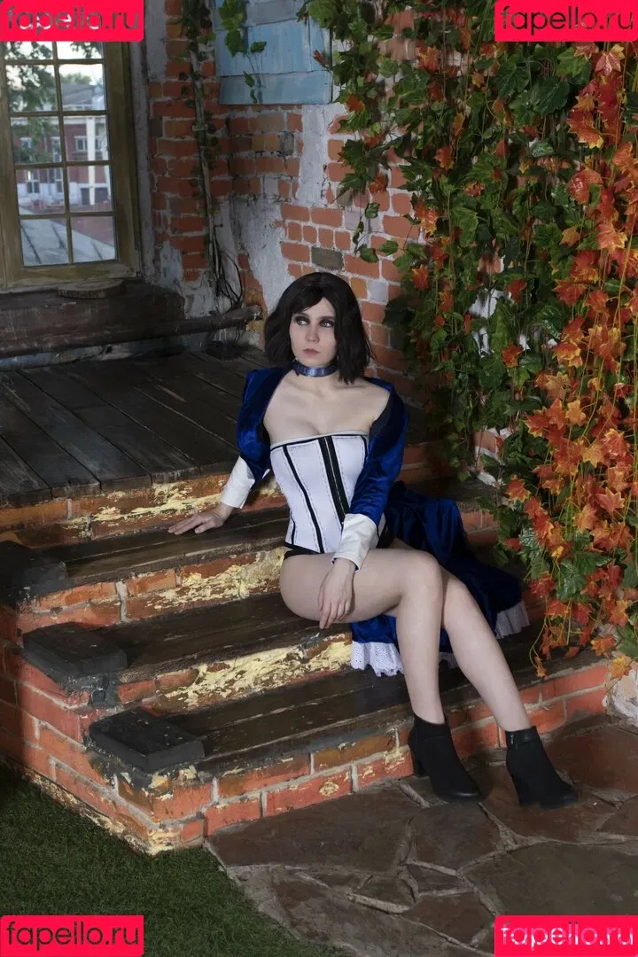 k0lenochka Onlyfans Photo Gallery 