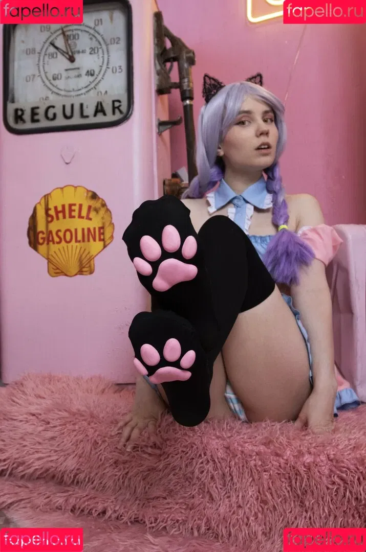 k0lenochka Onlyfans Photo Gallery 
