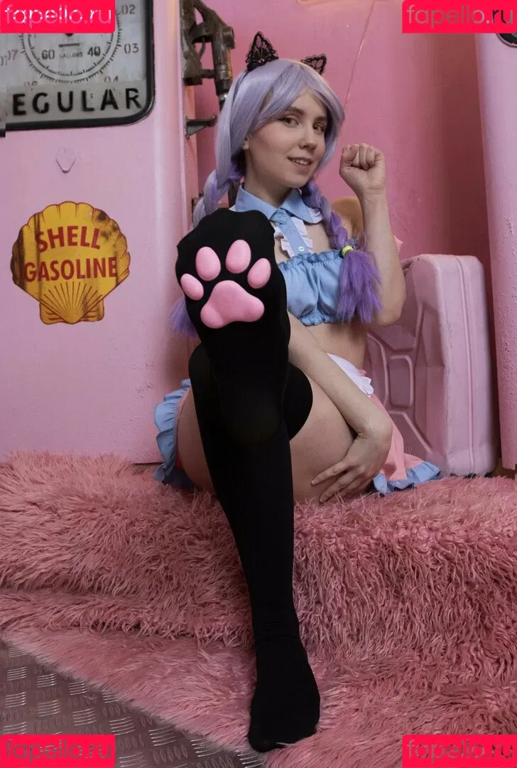 k0lenochka Onlyfans Photo Gallery 