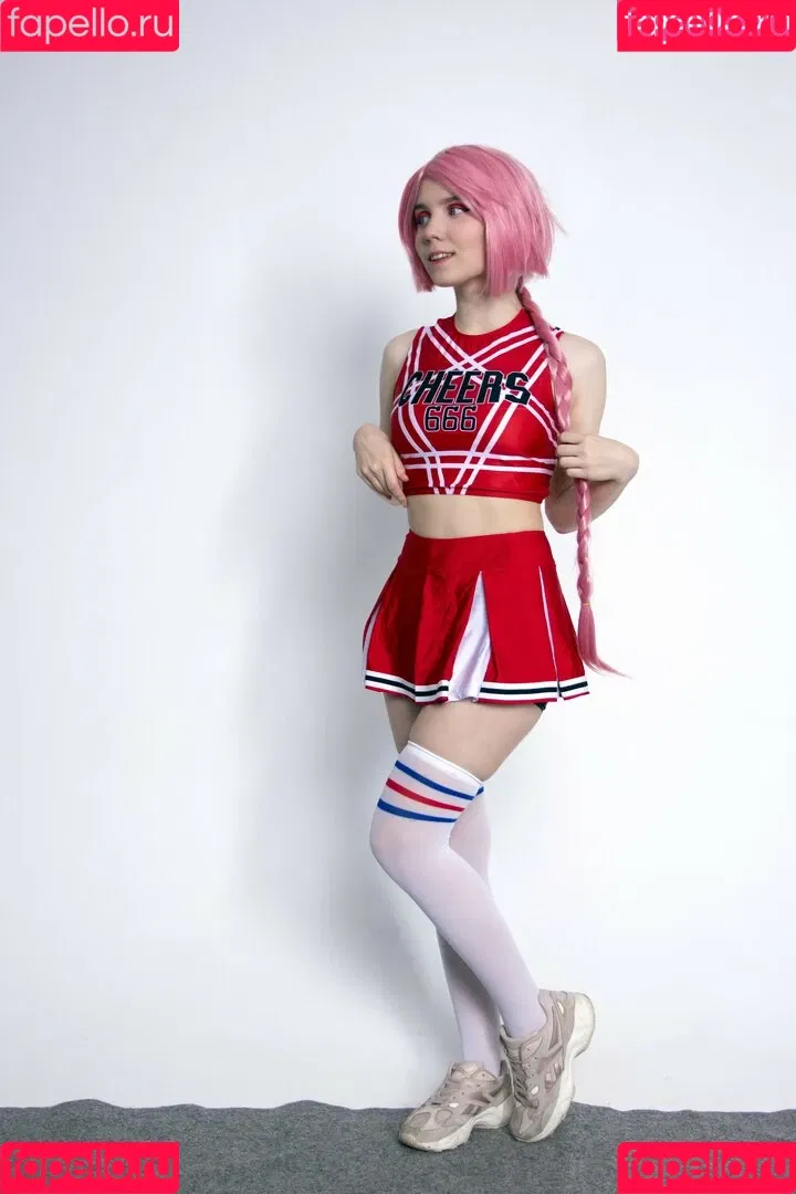 k0lenochka Onlyfans Photo Gallery 