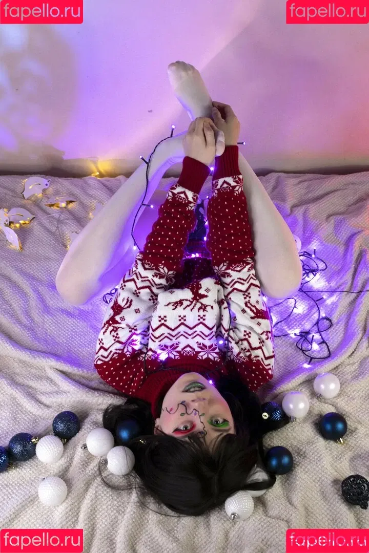 k0lenochka Onlyfans Photo Gallery 