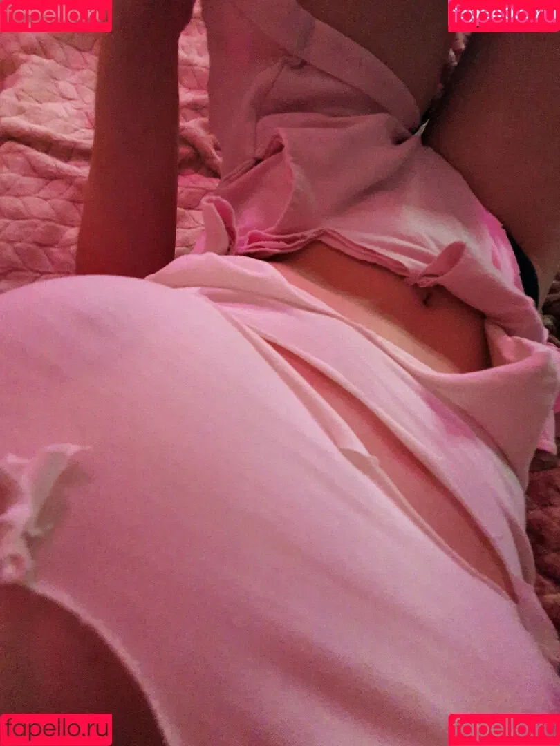 k0lenochka Onlyfans Photo Gallery 