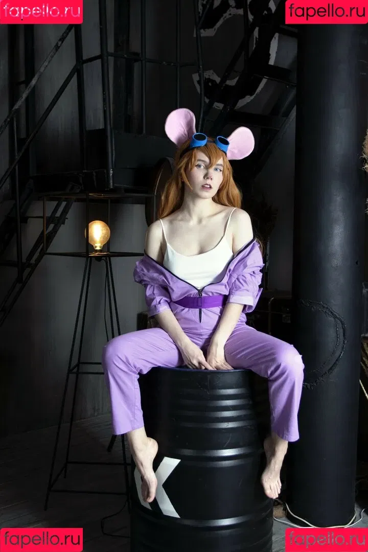 k0lenochka Onlyfans Photo Gallery 