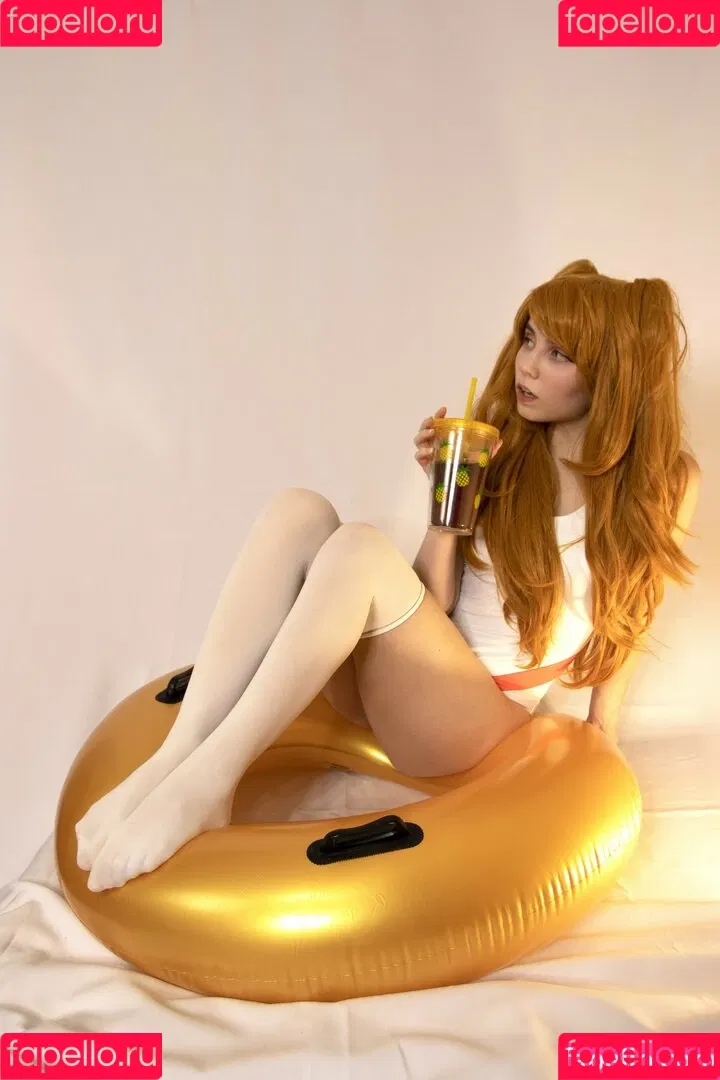 k0lenochka Onlyfans Photo Gallery 