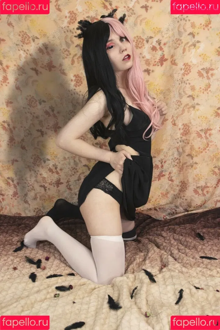 k0lenochka Onlyfans Photo Gallery 