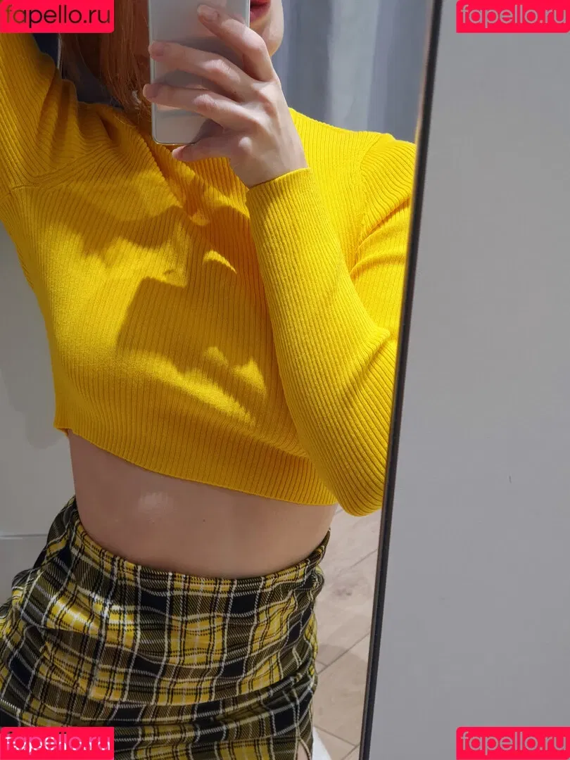 k0lenochka Onlyfans Photo Gallery 