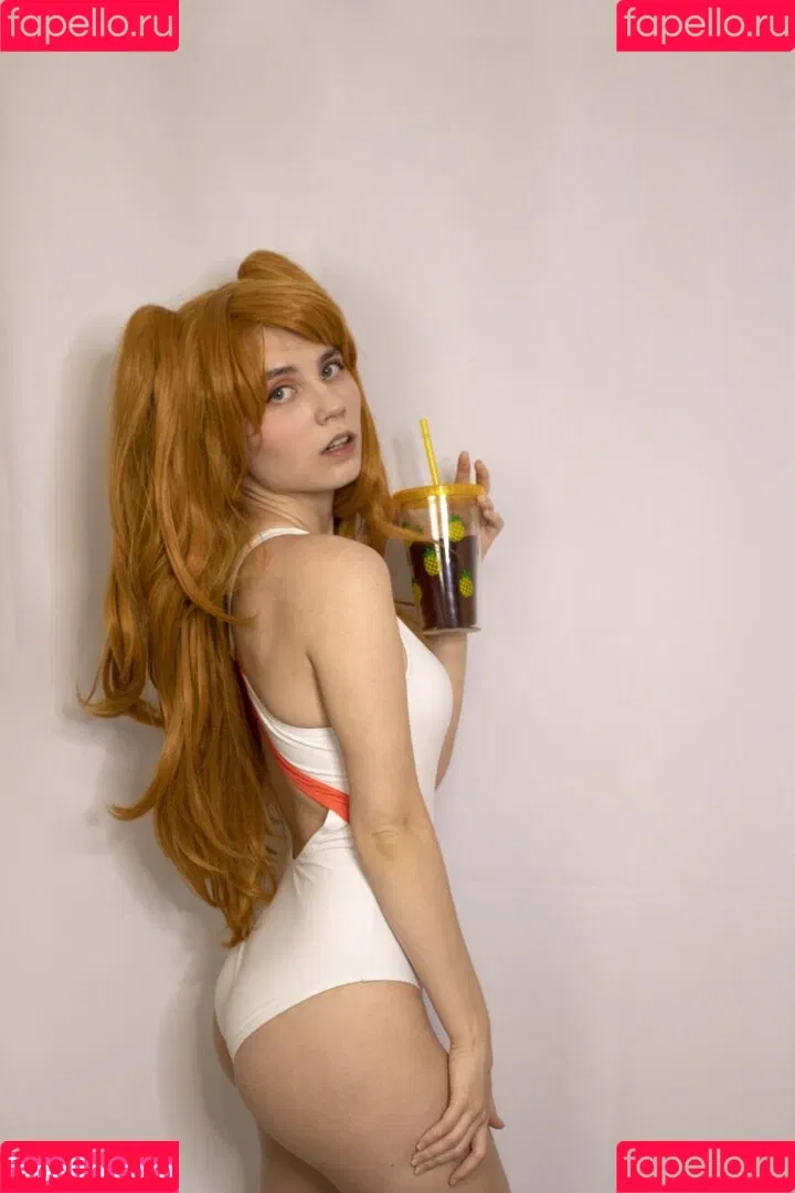 k0lenochka Onlyfans Photo Gallery 