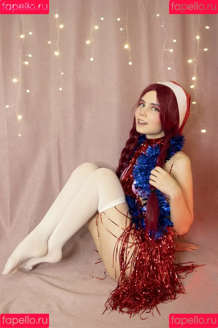 k0lenochka Onlyfans Photo Gallery 