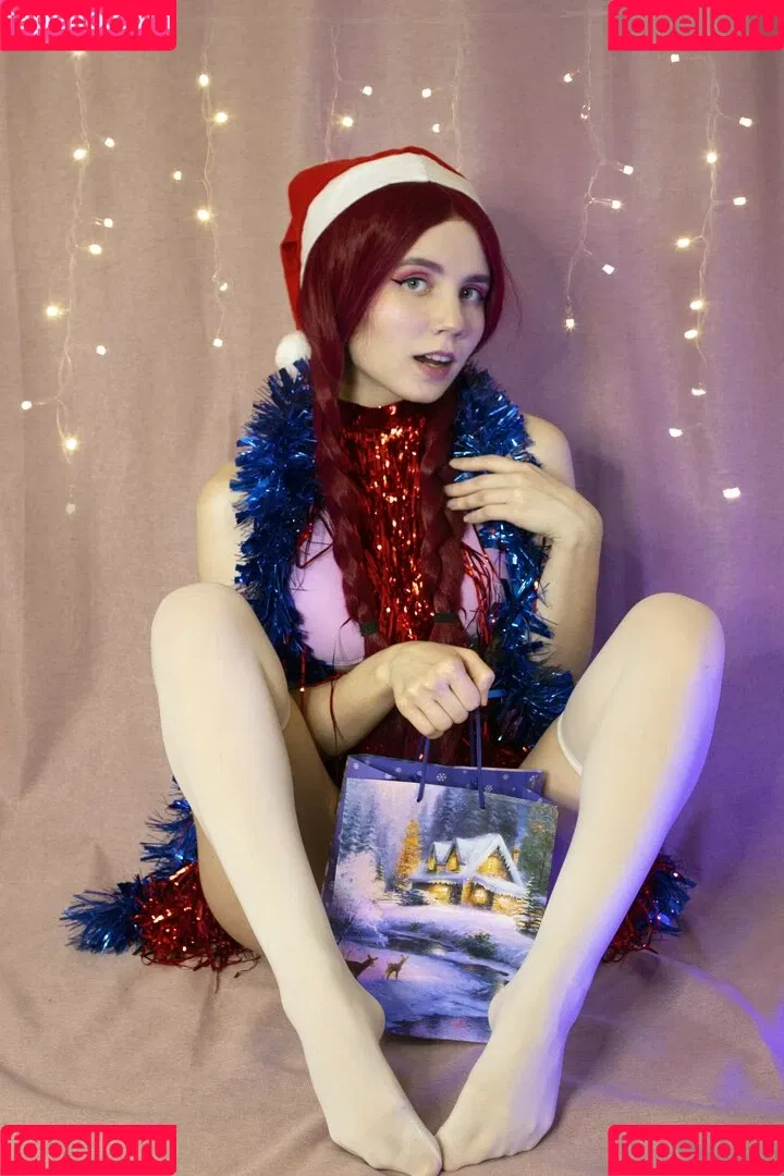 k0lenochka Onlyfans Photo Gallery 