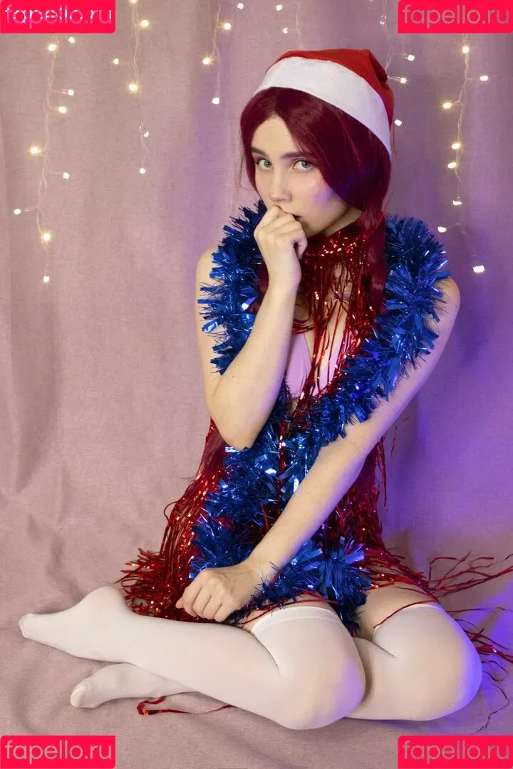 k0lenochka Onlyfans Photo Gallery 