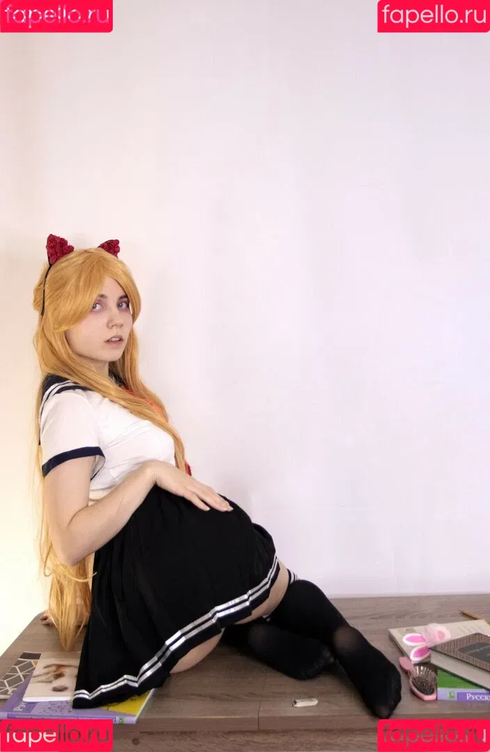 k0lenochka Onlyfans Photo Gallery 