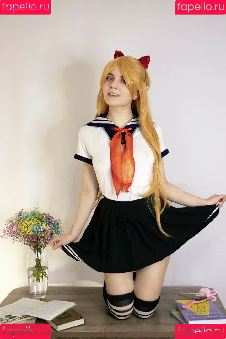 k0lenochka Onlyfans Photo Gallery 