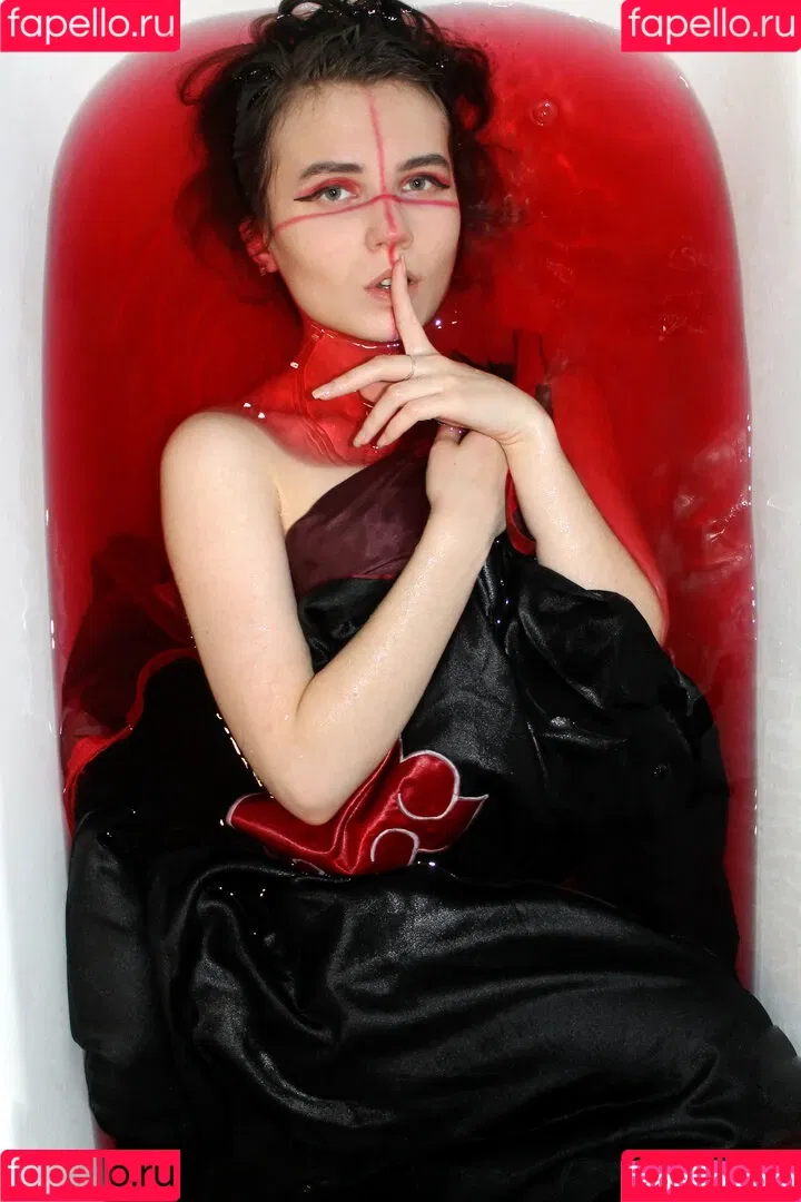 k0lenochka Onlyfans Photo Gallery 
