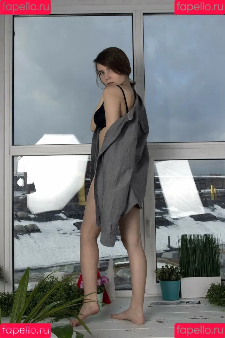 k0lenochka Onlyfans Photo Gallery 