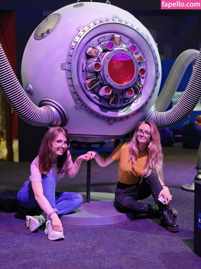 k0lenochka Onlyfans Photo Gallery 