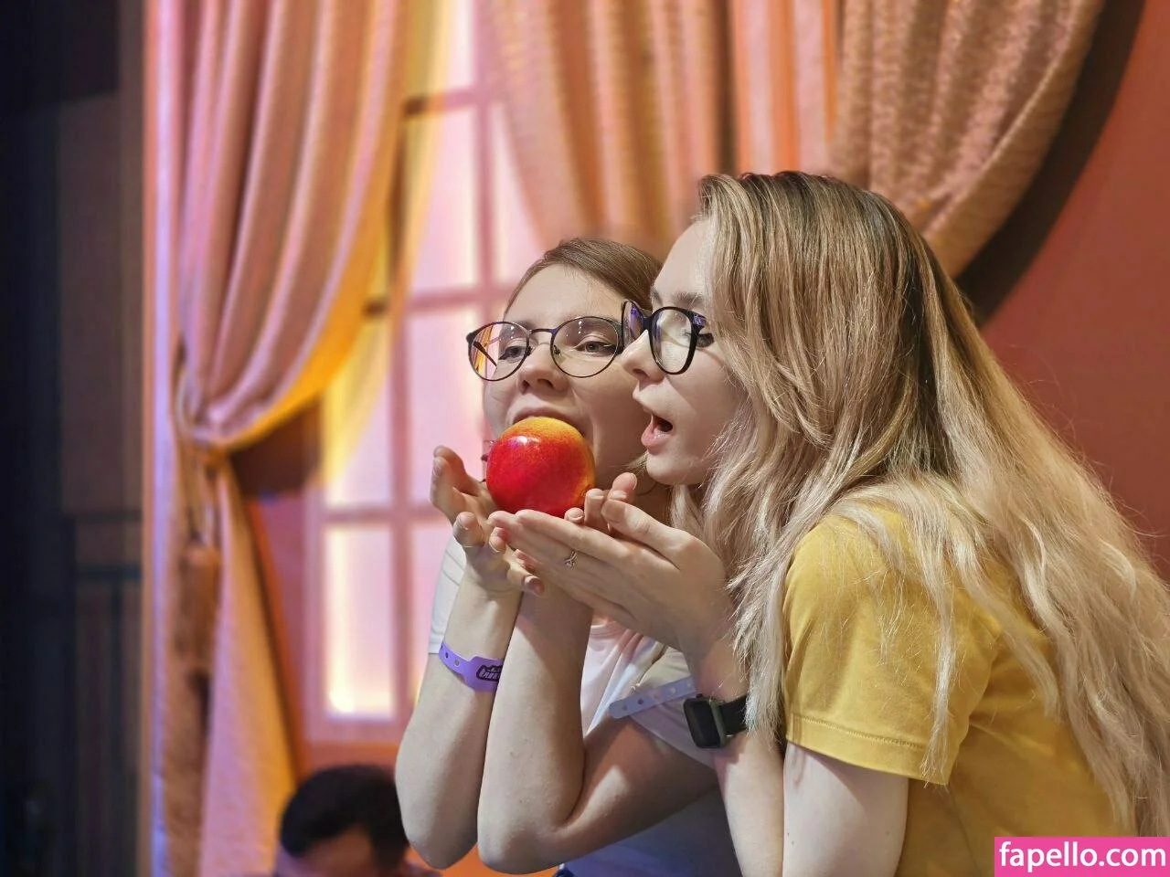 k0lenochka Onlyfans Photo Gallery 