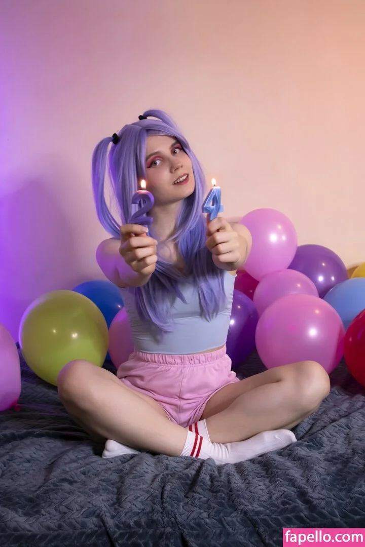 k0lenochka Onlyfans Photo Gallery 