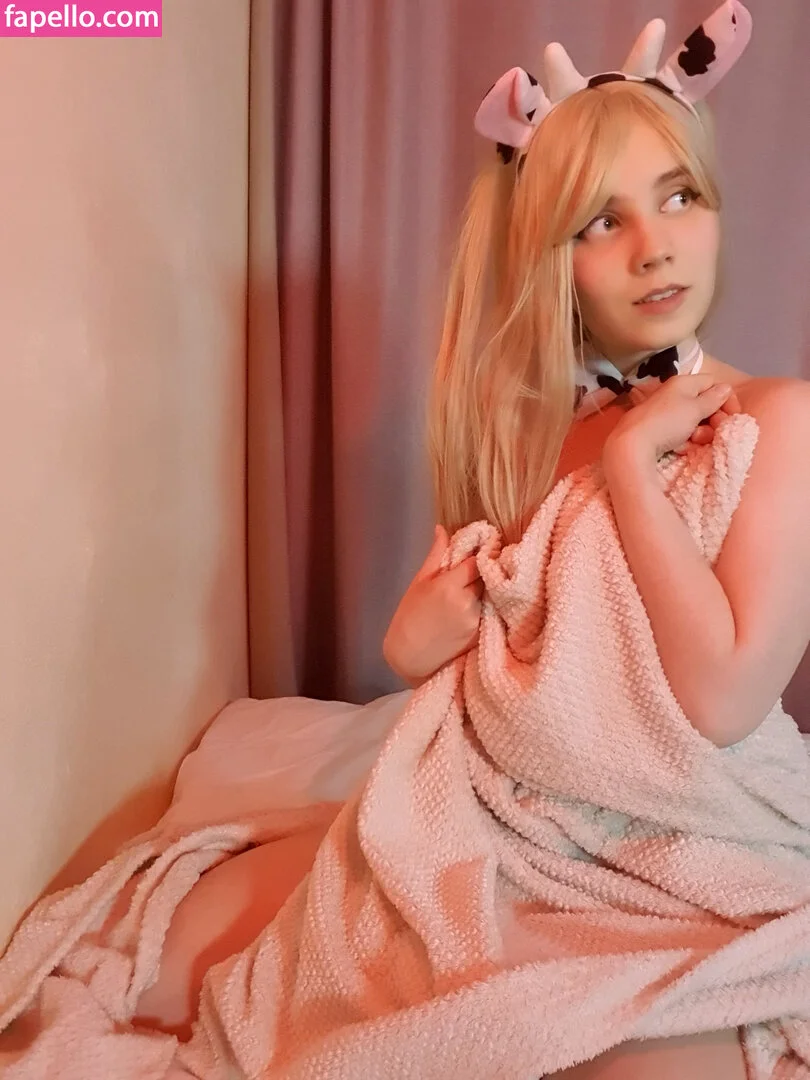 k0lenochka Onlyfans Photo Gallery 