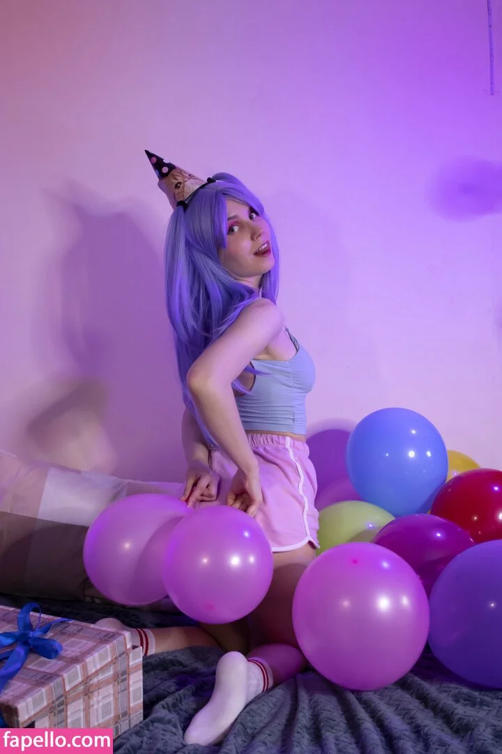 k0lenochka Onlyfans Photo Gallery 