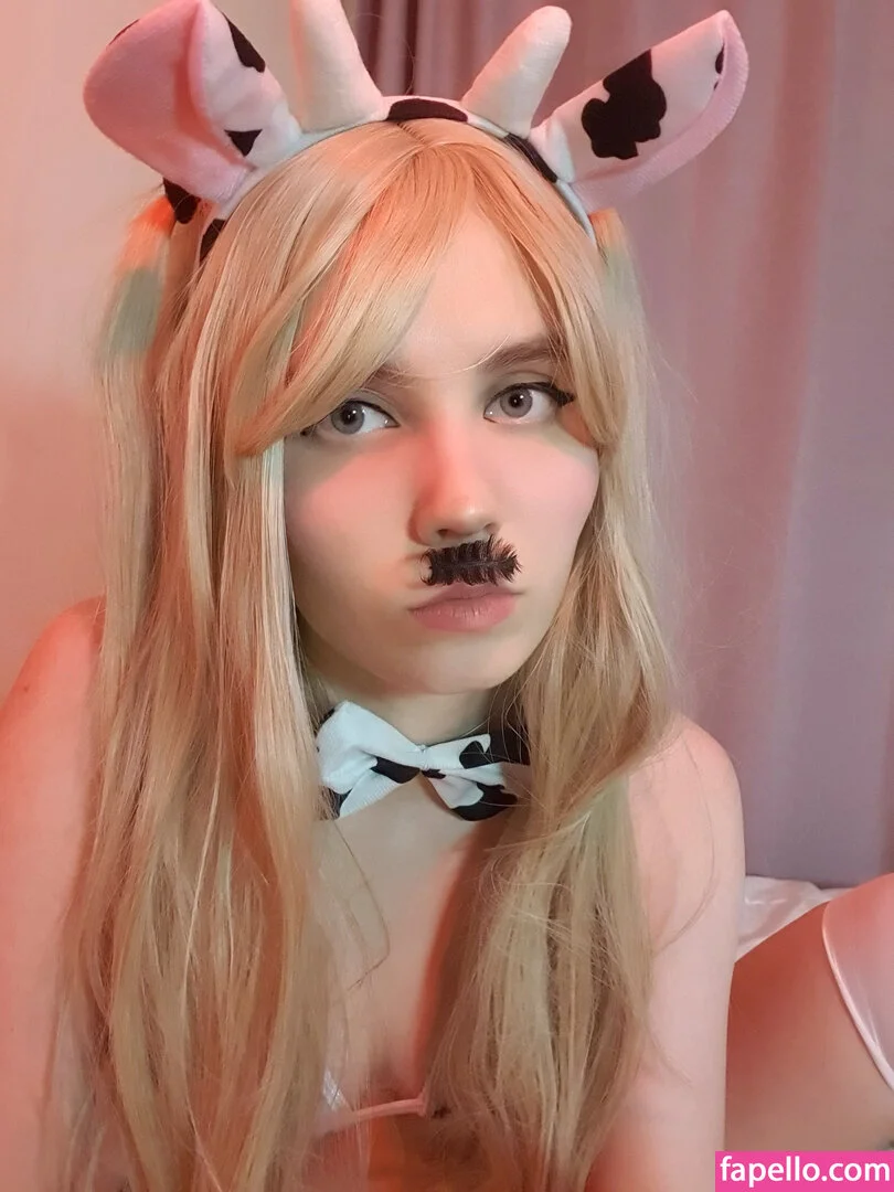 k0lenochka Onlyfans Photo Gallery 