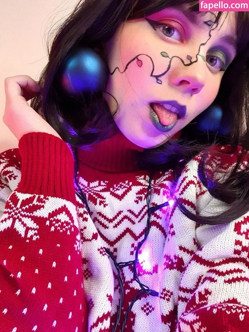 k0lenochka Onlyfans Photo Gallery 